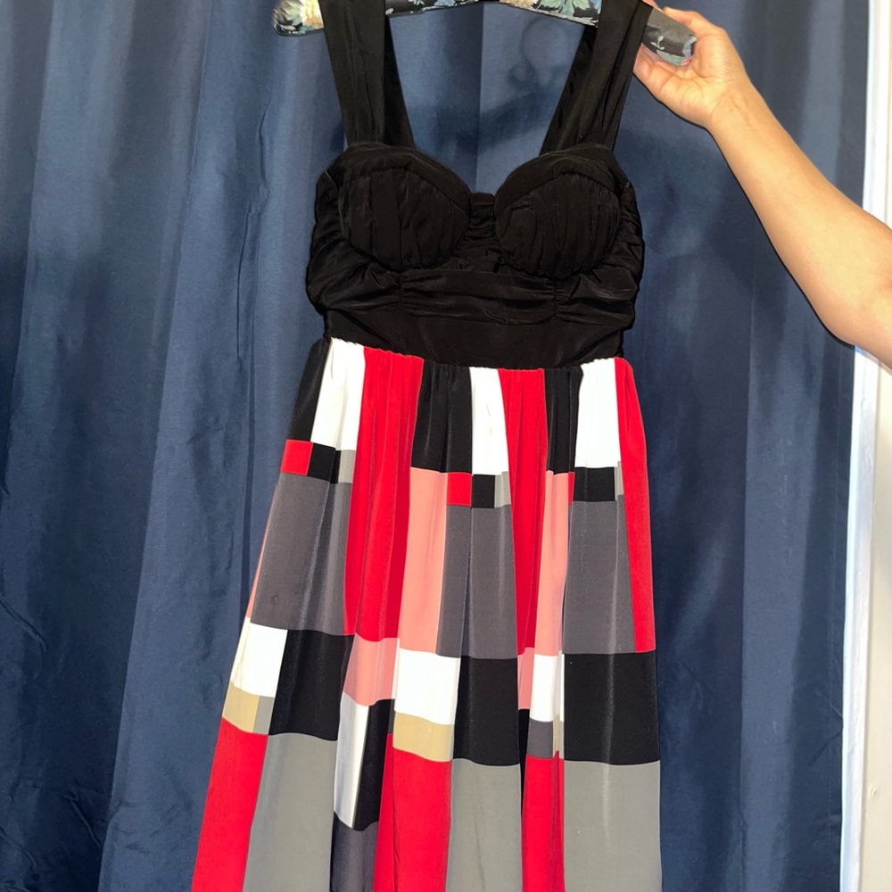 60s Inspired Beautiful Black and Red Sleeveless Fit and Flare Midi